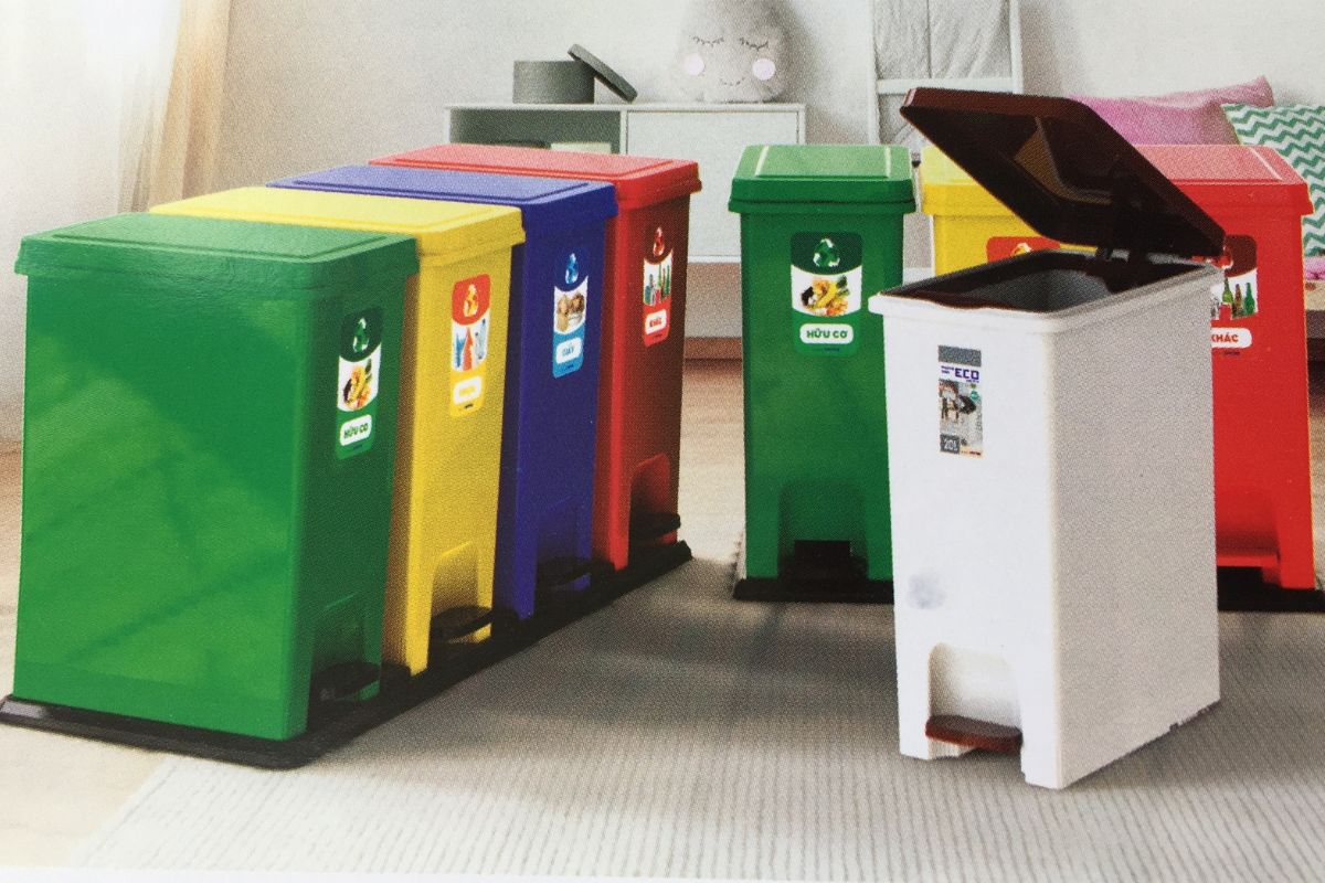 Thùng rác nhựa phân loại 3 ngăn Thùng rác nhựa phân loại 3 ngăn